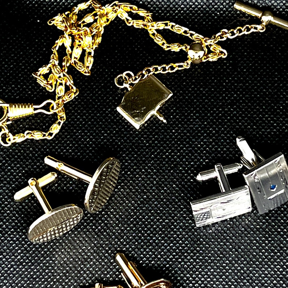 Cuff links
